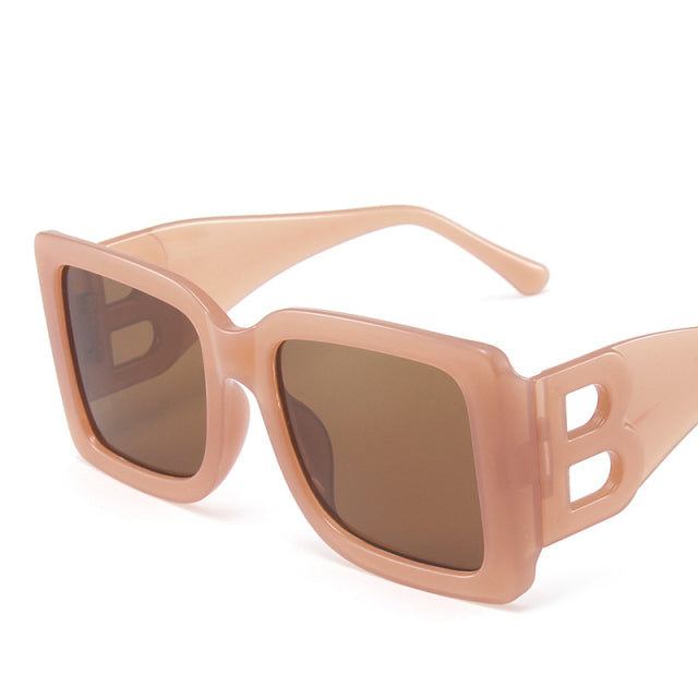 Classic Black Luxury Brand Women's sunglasses Ladies Trendy Designer Square Sun Glasses Retro B-Decorative Shades Eyewear UV400