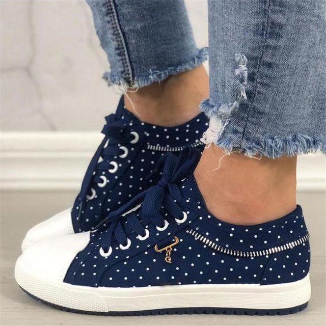 Women Shoes 2022 Fashion Summer Casual Shoes Cutouts Lace Canvas Hollow Breathable Platform Flat Shoes Woman Sneakers