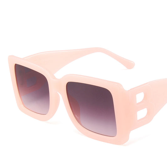 Classic Black Luxury Brand Women&#39;s sunglasses Ladies Trendy Designer Square Sun Glasses Retro B-Decorative Shades Eyewear UV400