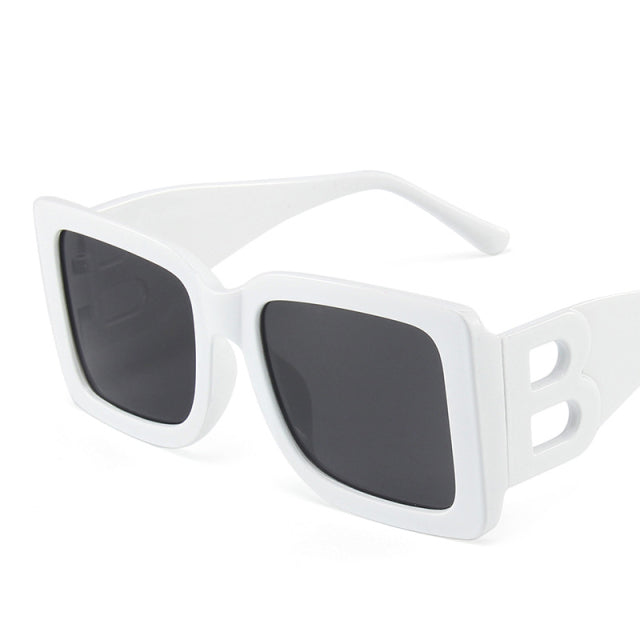 Classic Black Luxury Brand Women&#39;s sunglasses Ladies Trendy Designer Square Sun Glasses Retro B-Decorative Shades Eyewear UV400